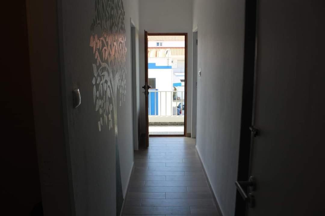 Roots Apartment Замбужейра до Мар Екстериор снимка
